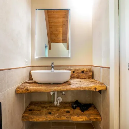 Dinh - Villaggio Dei Crodini בקתה *